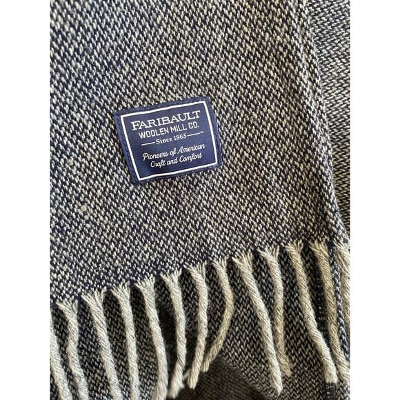 100% wool Fairbault Shawl Scarf Poncho Navy Blue and Grey - Picture 3 of 12